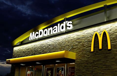 У Львові відновили роботу два заклади McDonald`s: адреси - То є Львів.