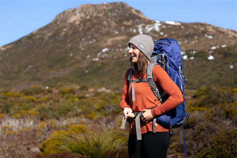 9 Best Women’s Hiking Shirts In Australia For 2023