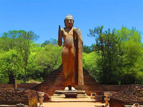 Buddha Statues in Sri Lanka | Buddhist Sites of Sri Lanka