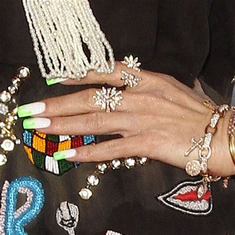 Gwen Stefani's Nail Polish & Nail Art | Steal Her Style