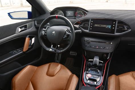 Photo officielle intérieur i-Cockpit Peugeot 308 R HYbrid Conce - Photos Peugeot - Féline ...