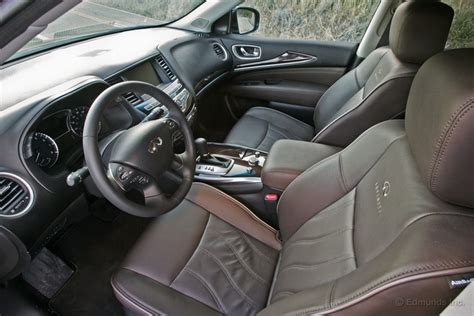 Interior Tour Video - 2013 Infiniti JX35 Long-Term Road Test