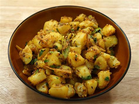 Aloo Jeera (Potatoes with Cumin Seeds) - Manjula's Kitchen - Indian Vegetarian Recipes