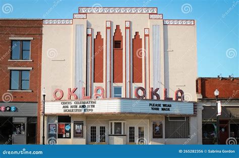 Oklahoma Theater McAlester editorial photo. Image of townscape - 265282356