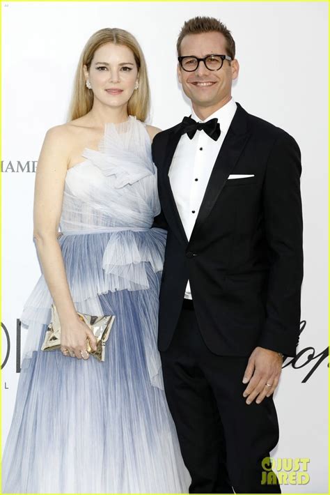 Suits' Gabriel Macht & Wife Jacinda Barrett Attend amfAR Gala Ahead of Royal Wedding!: Photo ...