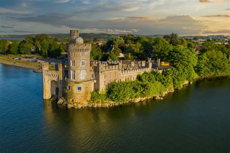 The Blackrock Castle Observatory - Cork Castle • Go to Ireland.com