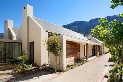 Tour a Contemporary Franschhoek, South Africa, Estate | House plans ...