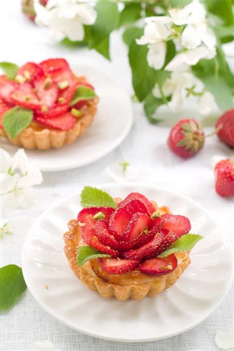 12 Adorable Mini Tart Recipes When You Just Don't Want To Share!