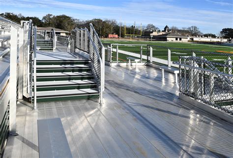 LeFlore High School : Outdoor Aluminum