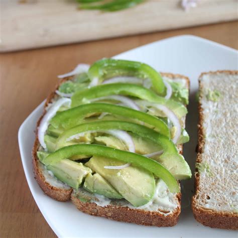 Grilled Avocado Sandwiches - Vegan Yumminess