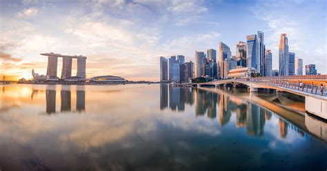 The first sunrise of 2019, Singapore [OC] : r/CityPorn