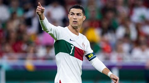 Cristiano Ronaldo: Portugal star makes decision over international ...