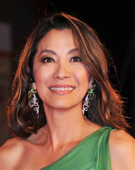 Michelle Yeoh – Celebrity pictures