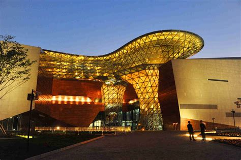 World Expo host city Shanghai opens stunning museum on world’s fairs - CGTN