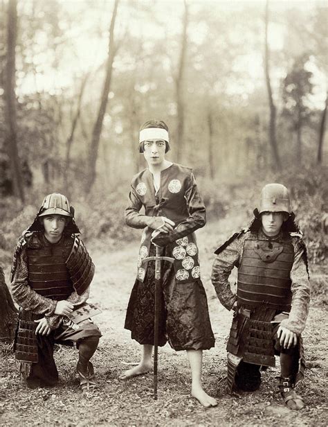 Japan Dancer, 1920s Photograph by Granger - Fine Art America