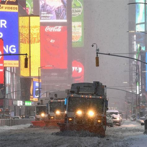 NYC Snowstorm Updates: Aboveground Subway Service Suspended