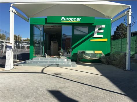 Parking shade at Barajas Airport for Europcar and Rentacar | ET Europa