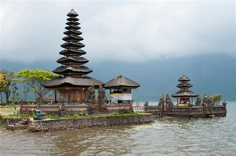 Pura Ulun Danu Bratan Temple Photograph by Panoramic Images