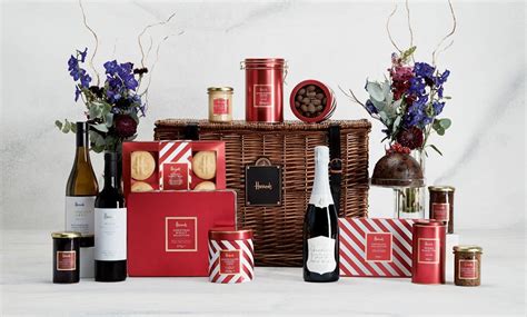 Luxury food, wine and cheese Christmas hampers for Christmas 2019