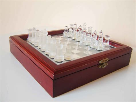 Vintage Luxury Glass Chess Set in Original wooden Box by Vesiii