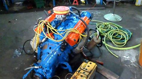 Chrysler Marine 318 engines - YouTube