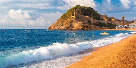 The Best Beaches in Barcelona Guide - City Wonders