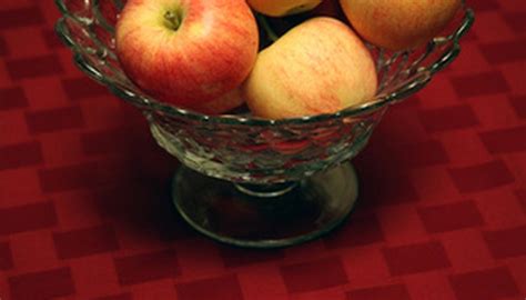 How to Make Homemade Apple Pie Using Gala Apples | Garden Guides