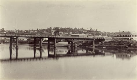 The Fascinating Story of the First Victoria Bridge | Highgate Hill and Its History