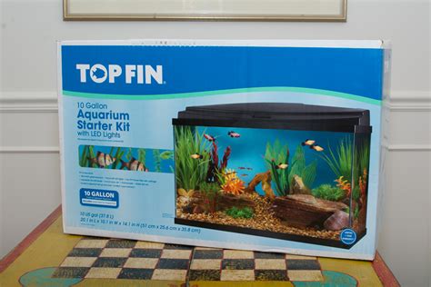 Top Fin 10 Gallon Hooded Aquarium - Aquarium Views