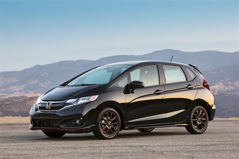 4 Reasons to Buy the 2019 Honda Fit Sport | McGrath City Honda