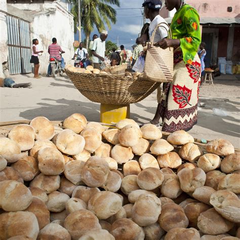 The Top Foods to Try in Mozambique