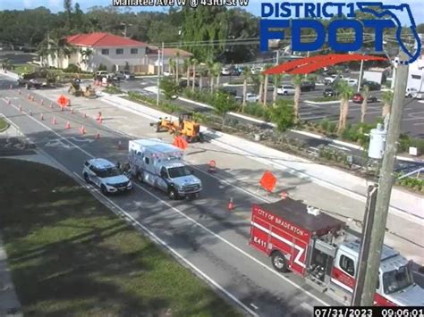 Crash Blocks Traffic On 43rd Street: Bradenton Police | Bradenton, FL Patch