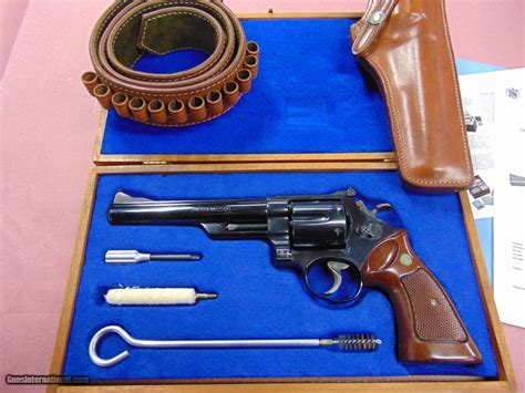 Smith & Wesson Model 29 With Presentation case and Holster