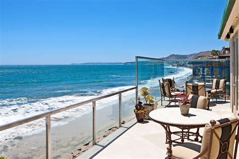 Malibu Beach House | Beach house getaway, Malibu beach house, Beach ...