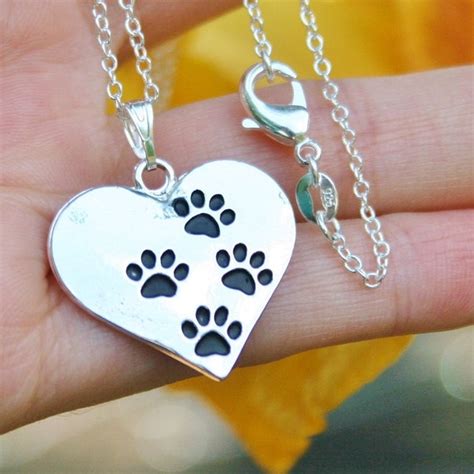 Paw Prints My Heart Necklace - Etsy