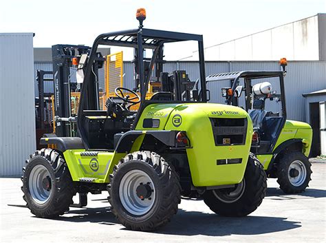 3.5 Tonne Rough Terrain Forklift Hire | Short-term hire | Adaptalift Group