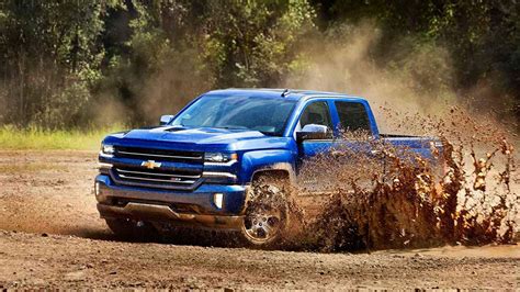 2016 Chevrolet Silverado Delivers Top Performance Specs