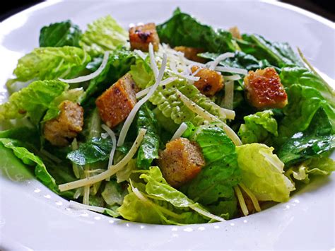 Cooking Weekends: Caesar Salad