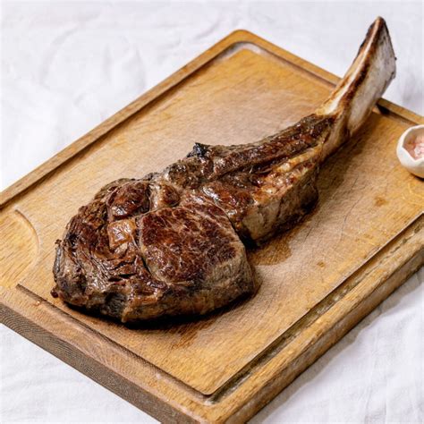 Thick Cut Tomahawk Steak With Superb Irish Grass-Fed Flavour 1.1 Kg ...