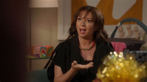 Cool movie screenshots: Maya Rudolph as Ava Alexander in Up All Night 2011–2012