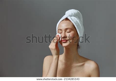 Skin Care Beauty Daily Routine Young Stock Photo 2134285143 | Shutterstock