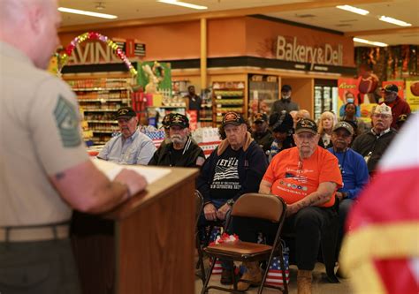 DVIDS - Images - Quantico Commissary hosts Vietnam Veterans Day Ceremony [Image 2 of 7]