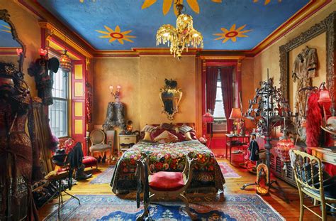 Photographer documents the beautiful, eccentric apartments of New York's historic Chelsea Hotel ...