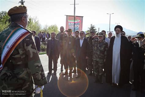 Mehr News Agency - Army parades across Iran