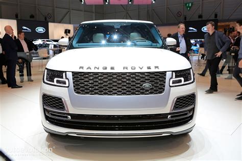 Range Rover SV Coupe Proves Less Is More in Geneva - autoevolution