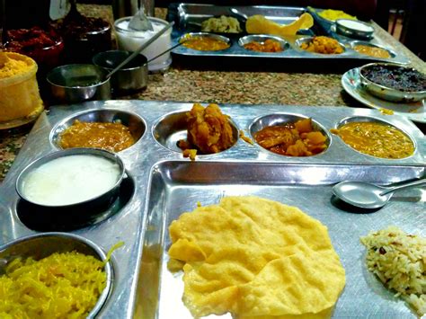 Pocket-Friendly: This Canteen At Hyderabad House Is Serving An Unlimited Thali For Only INR 130 ...