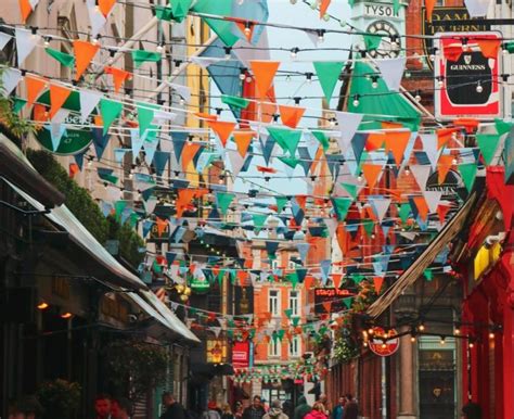 The IRISH FLAG meaning and the powerful story behind it