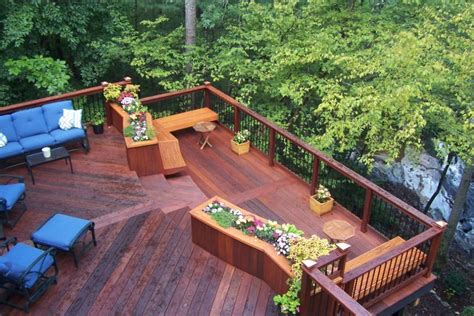 How to Choose the Best Deck Builder - Wr Moulds