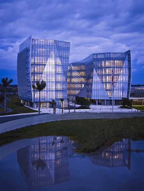 Gallery of FBI South Florida Headquarters / Krueck + Sexton Architects - 7