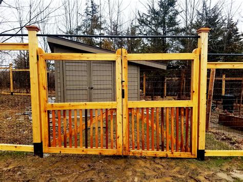 Custom Cedar Deer Fencing | Deer fence, Design consultant, House design